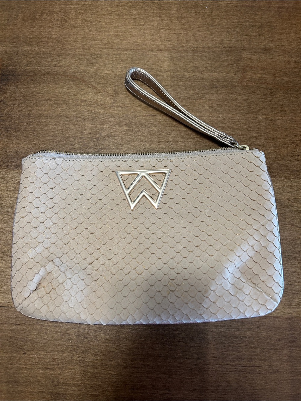 Kelly Wynne Beige Snakeskin Embossed Leather Wristlet Clutch Bag
